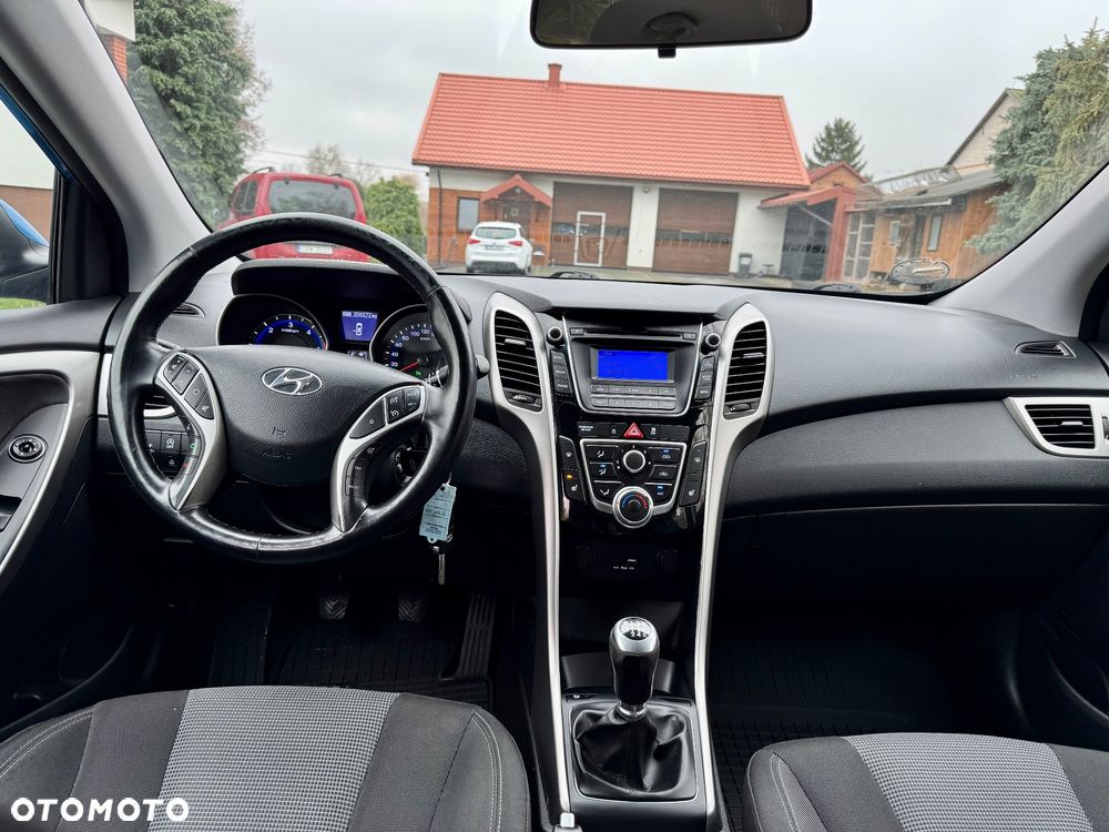 Hyundai i30 1.6 CRDi BlueDrive Comfort - 17