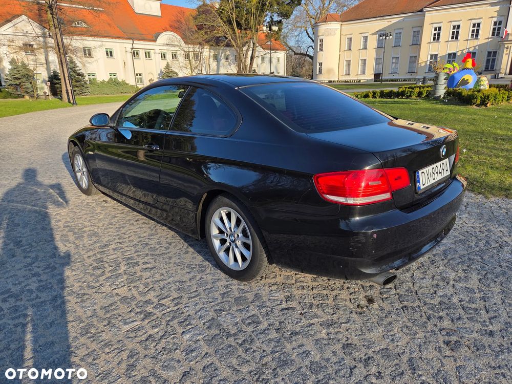 BMW Seria 3 320i - 3