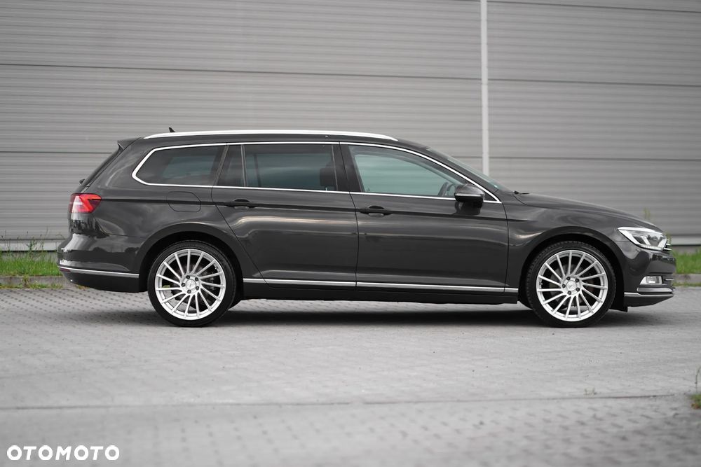Volkswagen Passat 2.0 TDI SCR Highline - 14