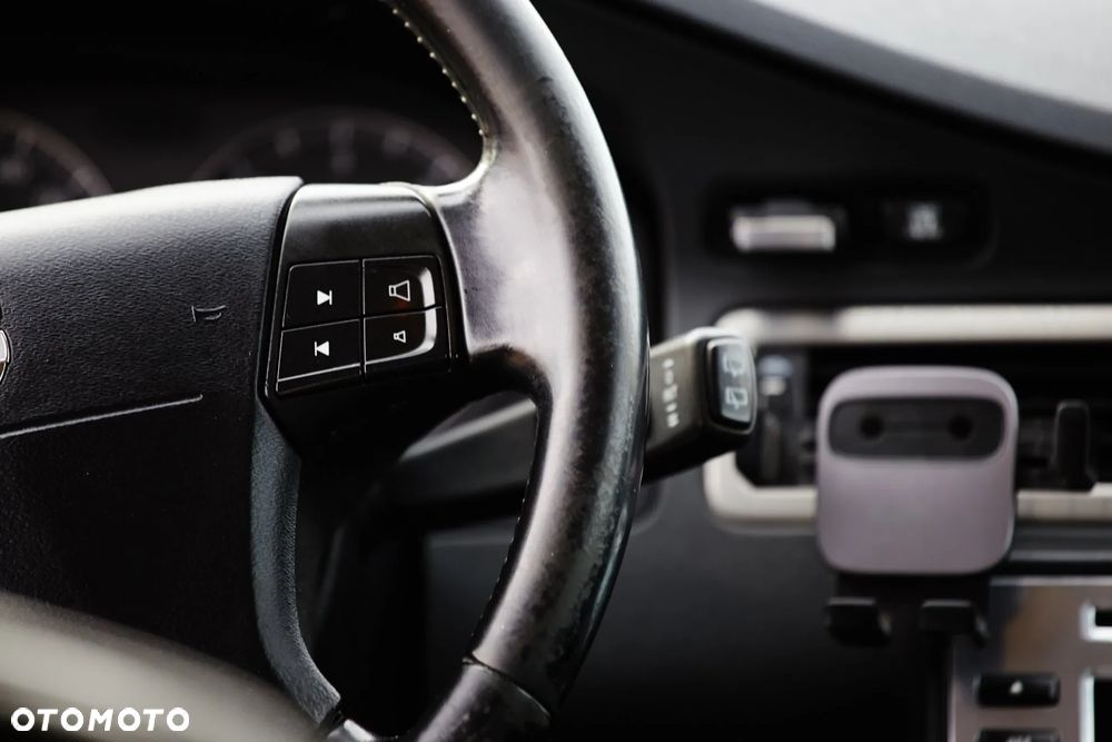 Volvo XC 70 D5 AWD Summum - 13