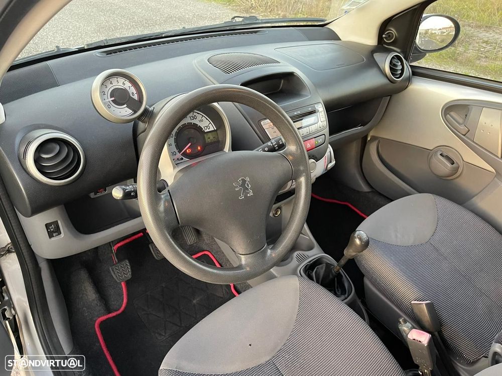 Peugeot 107 1.0 Urban - 8