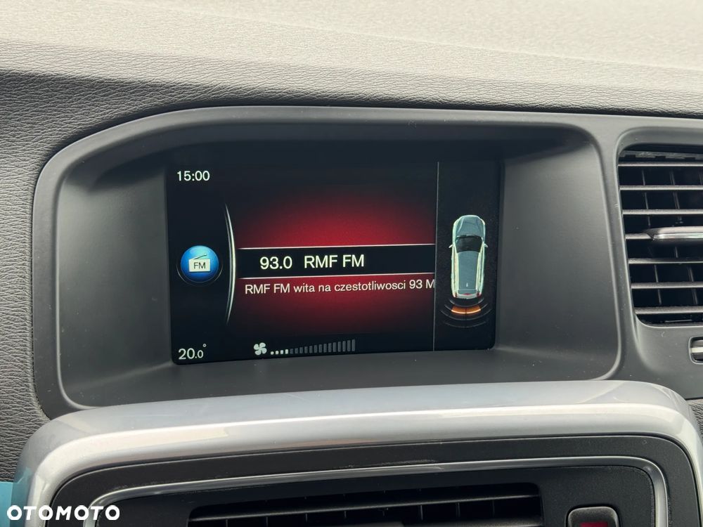 Volvo V60 D2 Summum - 16