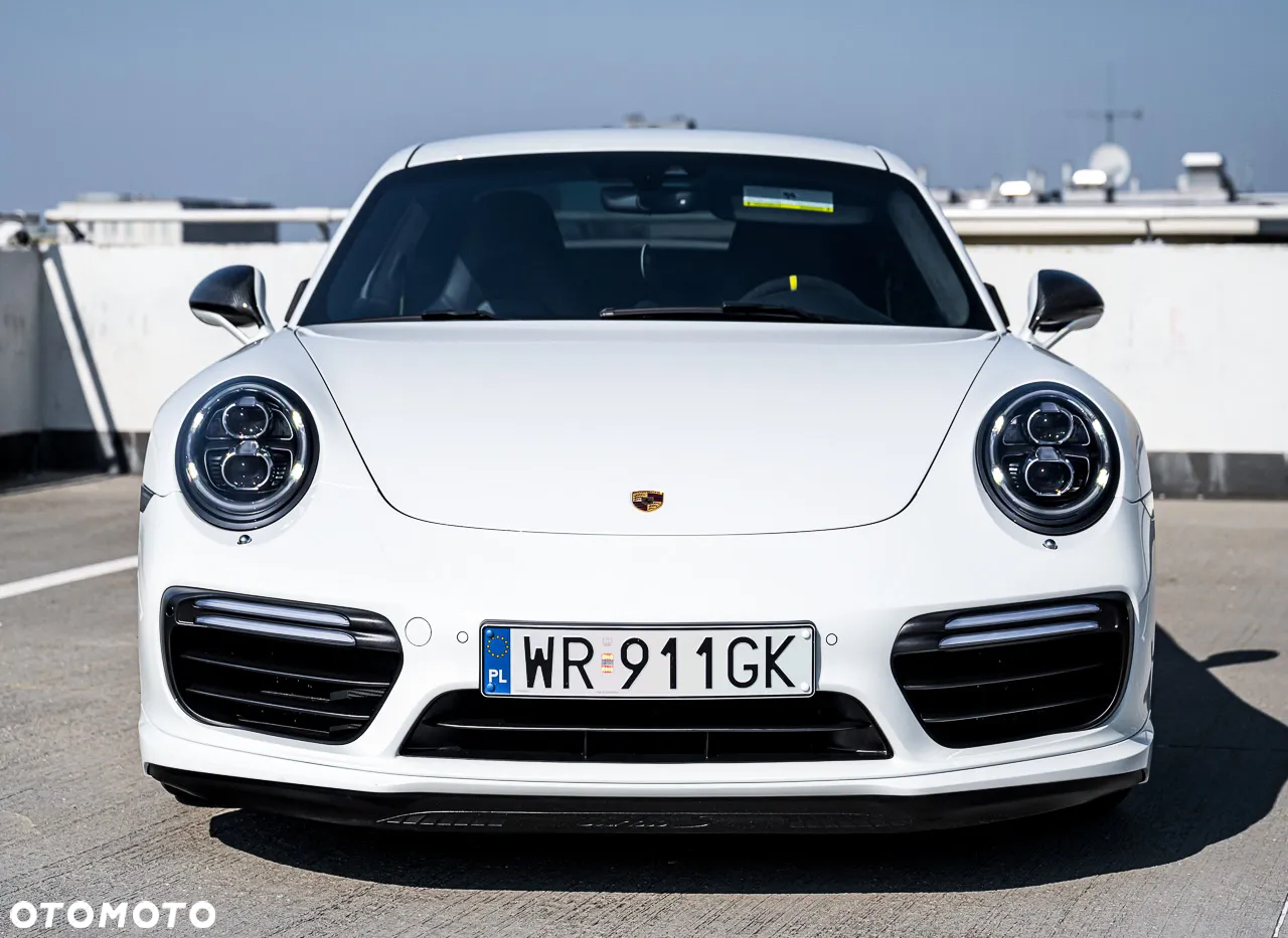 Porsche 911 Turbo S - 6