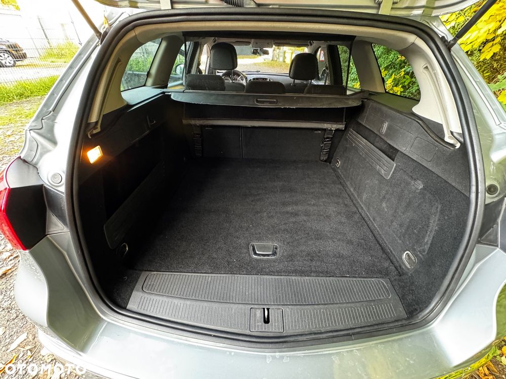 Opel Astra 1.4 Turbo - 9