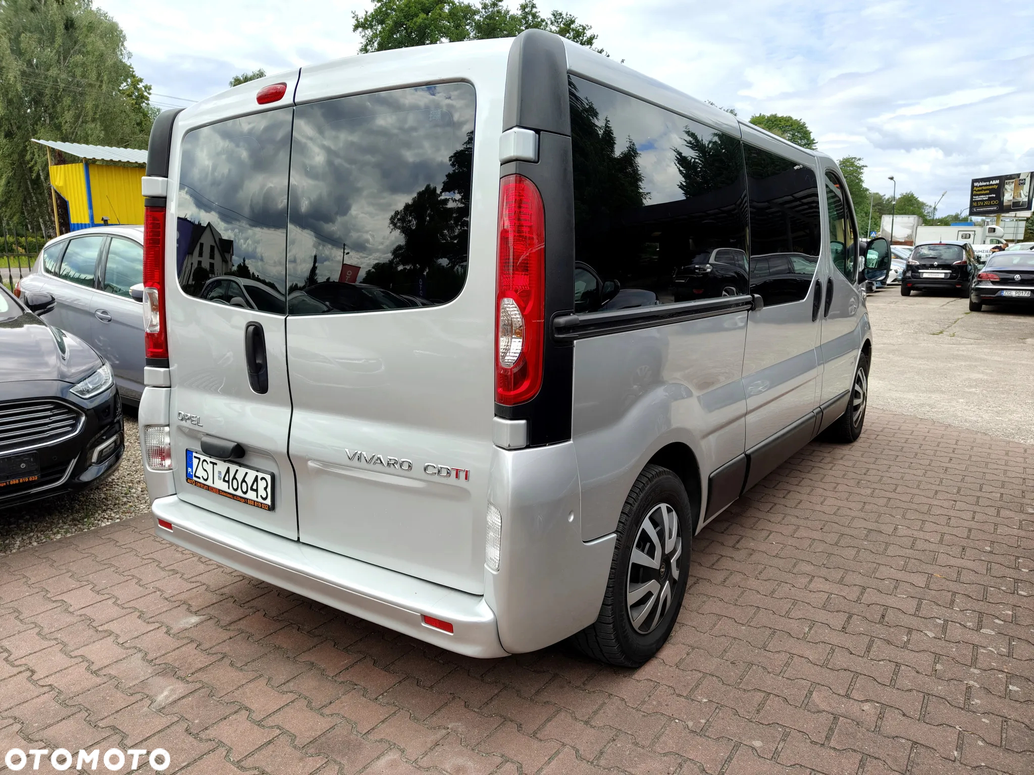 Opel Vivaro 2.0 CDTI L2H1 DPF - 10