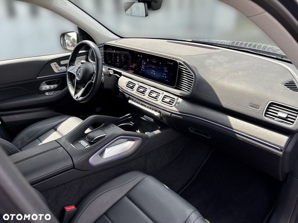 Mercedes-Benz GLE - 18