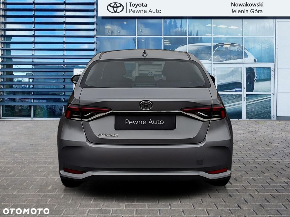 Toyota Corolla - 6