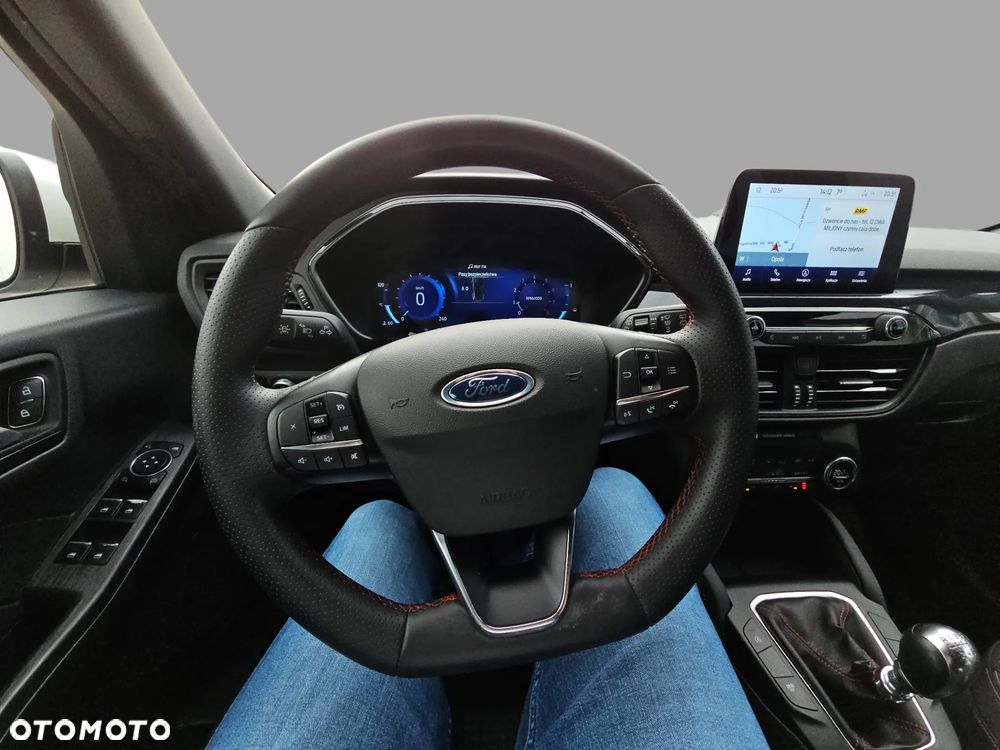 Ford Kuga 1.5 EcoBoost FWD ST-Line - 19