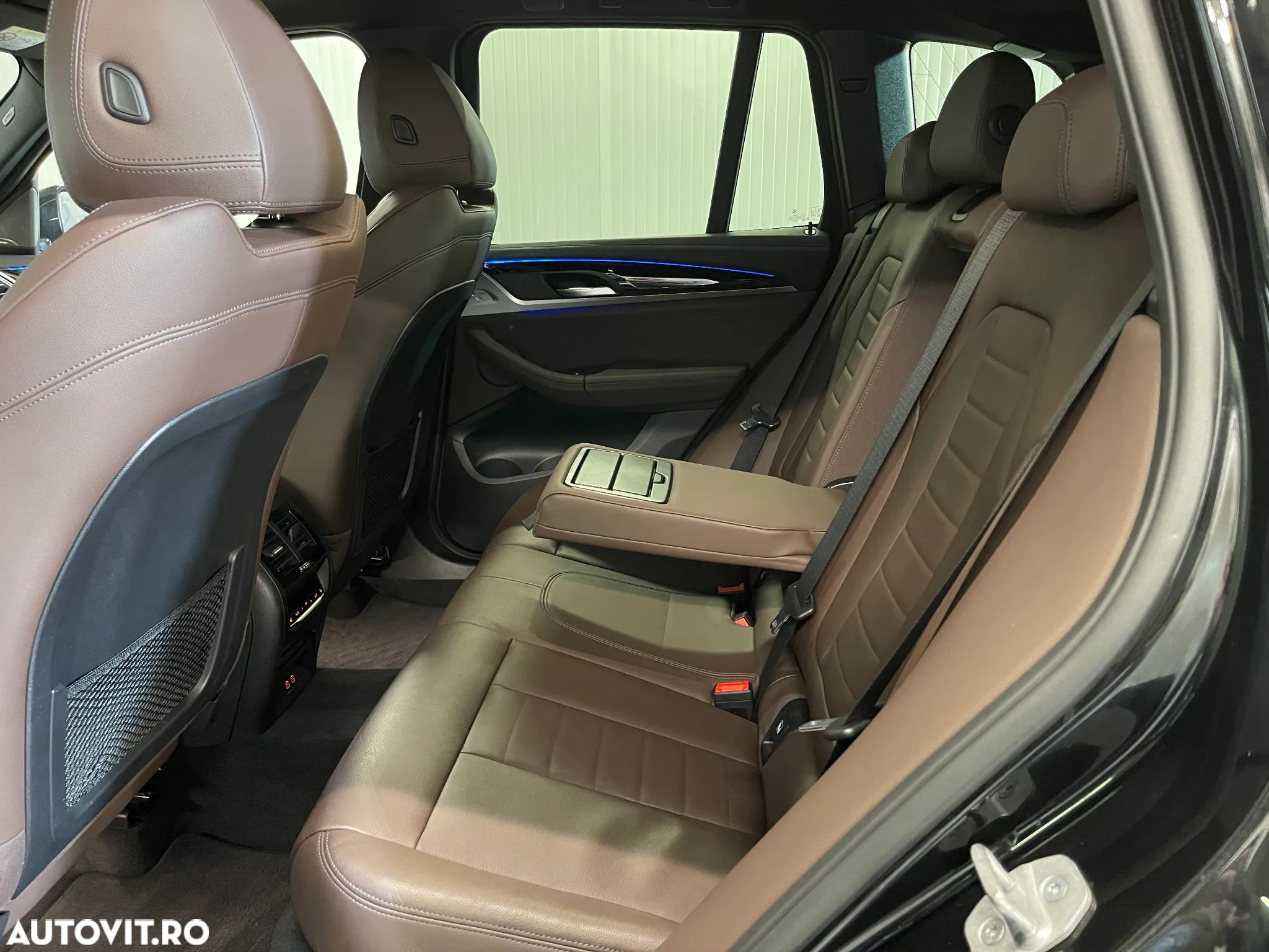 BMW X3 xDrive20d AT Luxury Line - 12