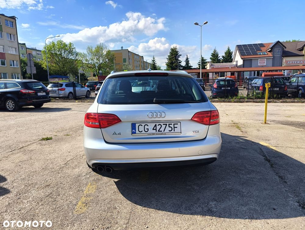 Audi A4 Avant - 5