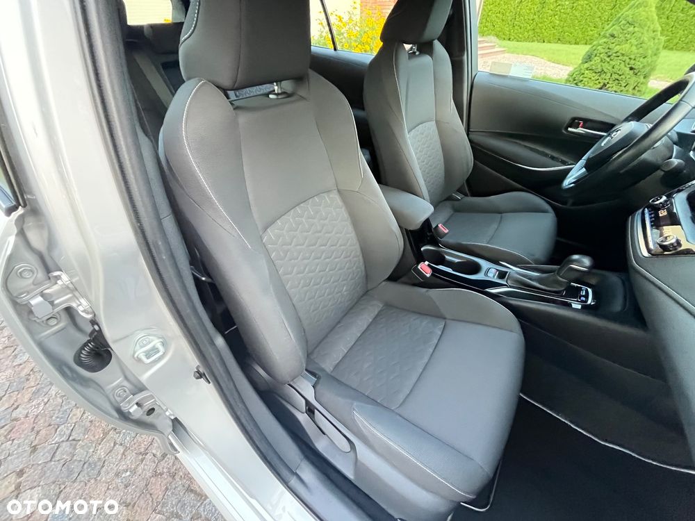 Toyota Corolla 1.8 Hybrid Comfort - 30