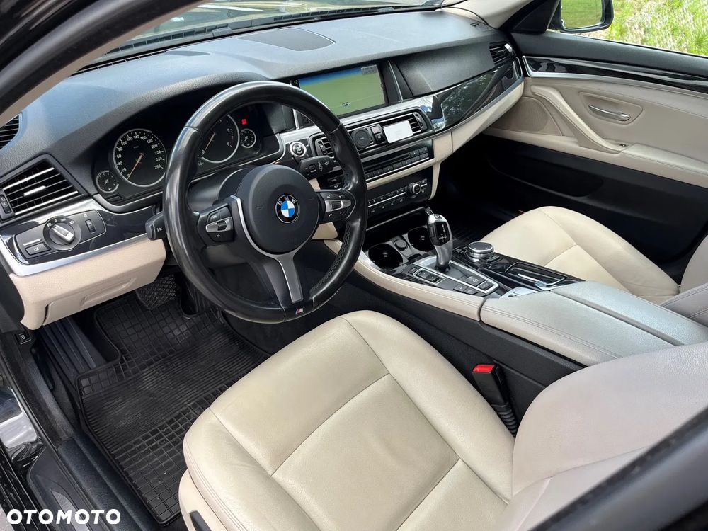BMW Seria 5 520d xDrive Luxury Line - 12