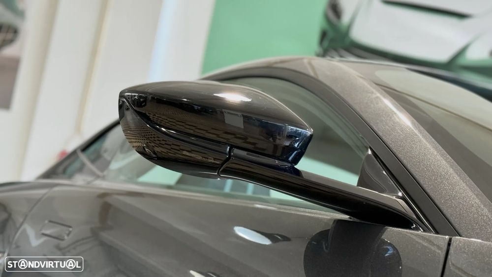 Aston Martin Vantage Coupe 4.0 Twin-Turbo V8 - 7