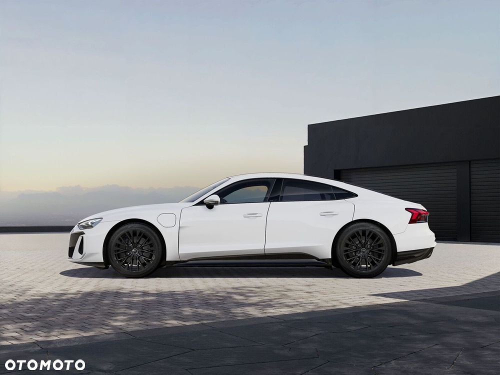 Audi e-tron GT - 4