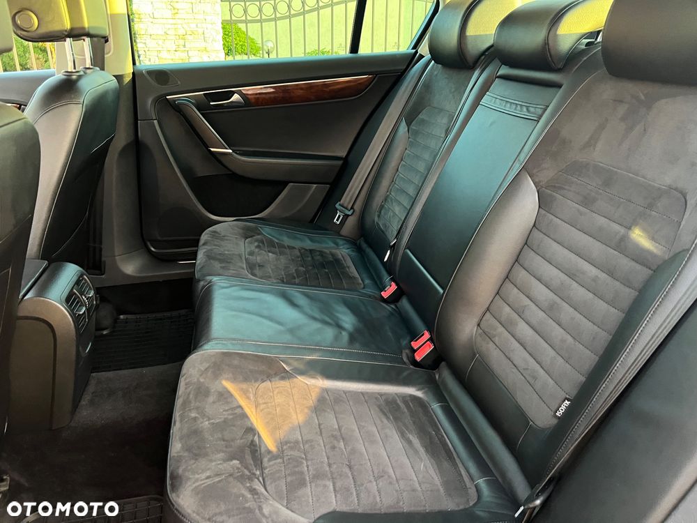 Volkswagen Passat - 21