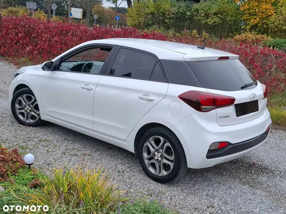Hyundai i20 - 10