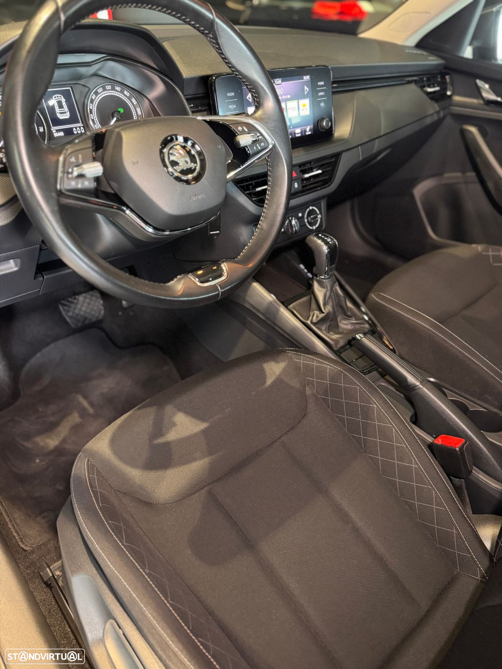 Skoda Kamiq 1.0 TSI DSG - 25