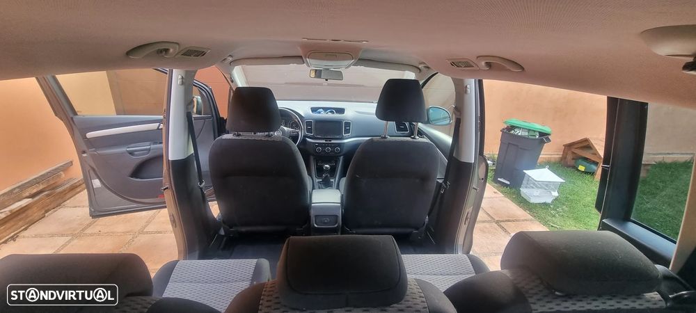 VW Sharan - 18