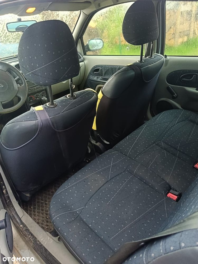 Renault Clio 1.2 16V Confort Authentique - 7