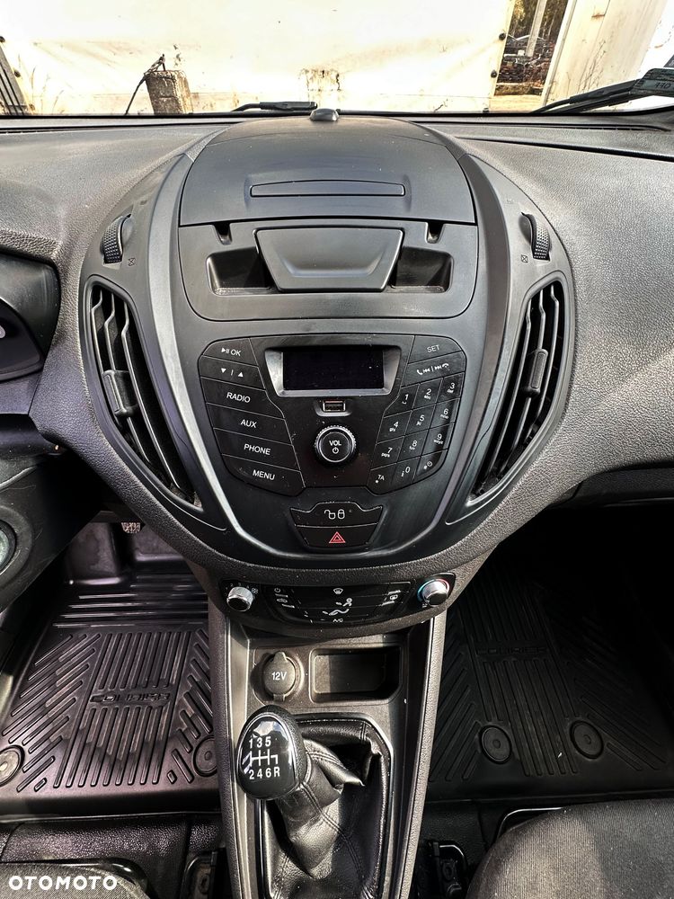 Ford Transit Courier VAT 23% - 9