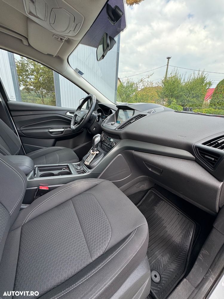 Ford Kuga 2.0 TDCi Powershift 4WD Trend - 8