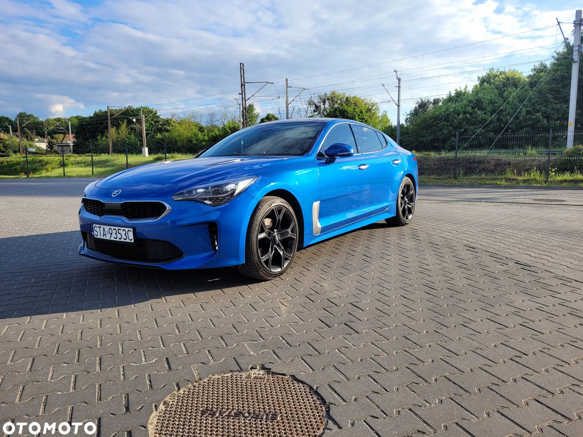 Kia Stinger - 1