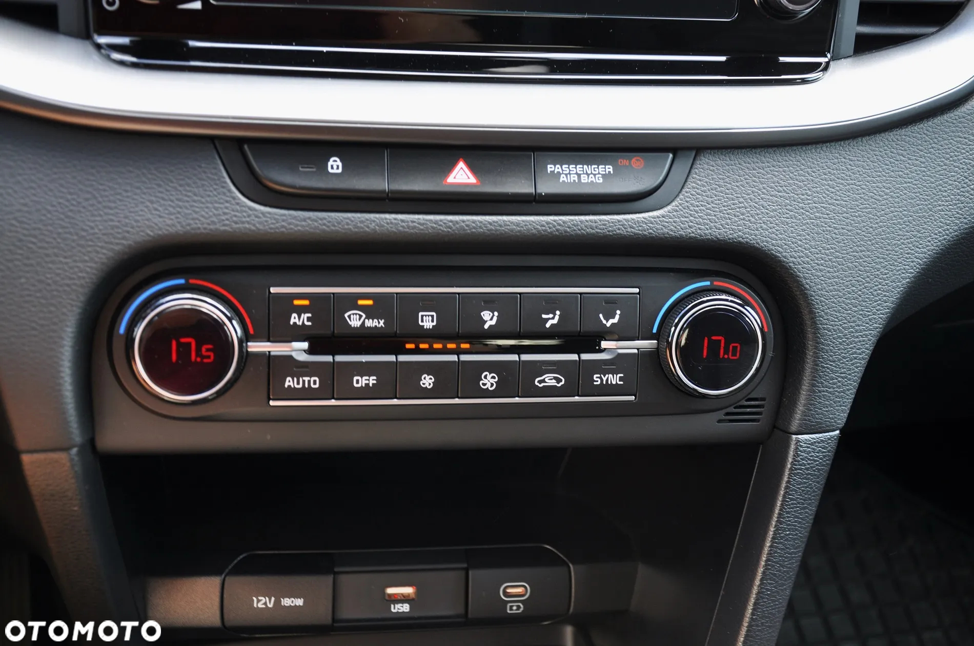 Kia Ceed 1.5 T-GDI M - 17