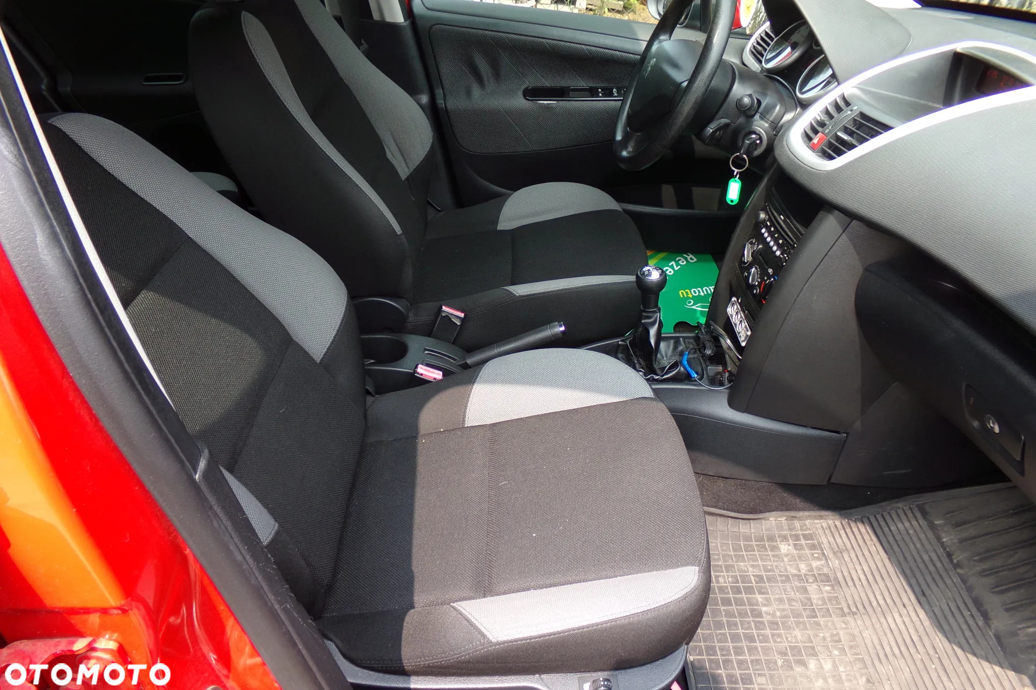 Peugeot 207 1.4 16V Sporty - 14