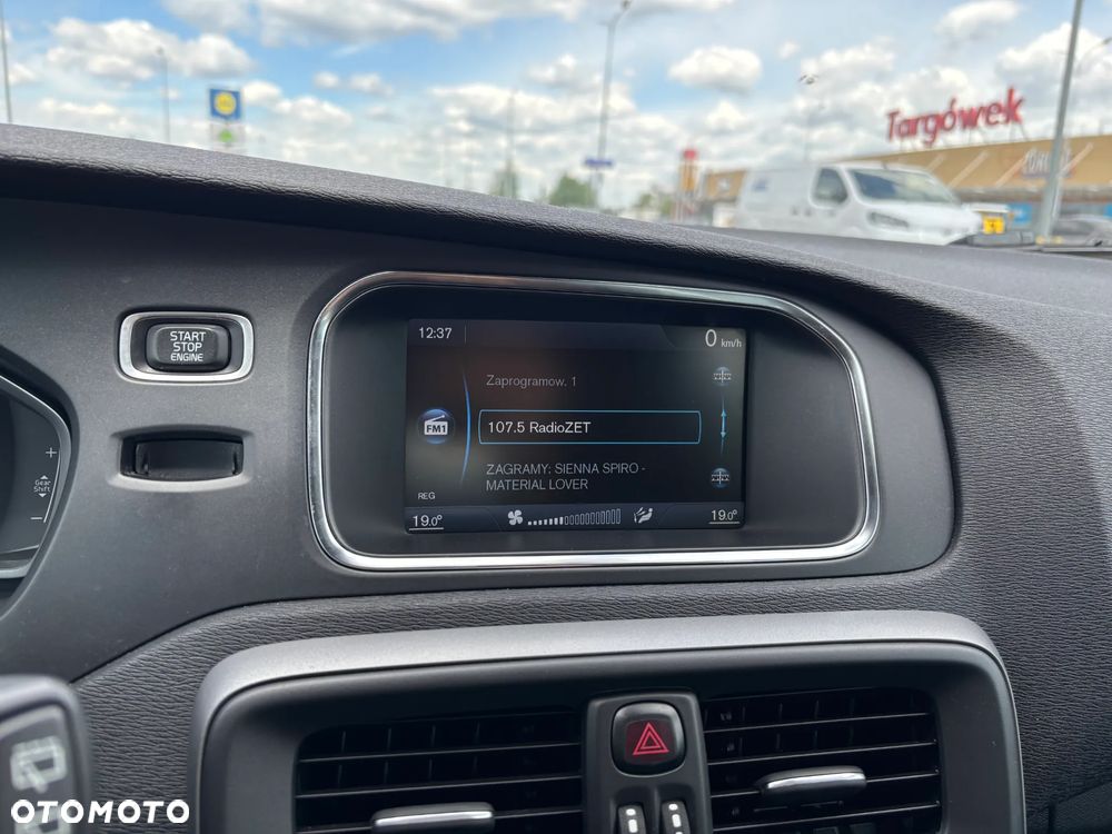 Volvo V40 D2 Kinetic - 26