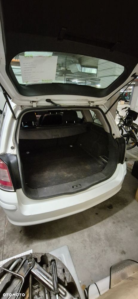 Opel Astra 1.6 EU5 - 11