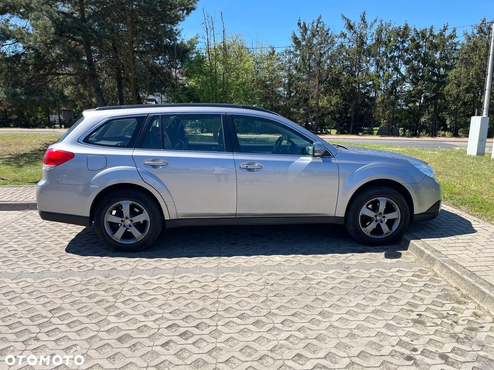 Subaru Outback 2.5i Comfort Navi AT - 11