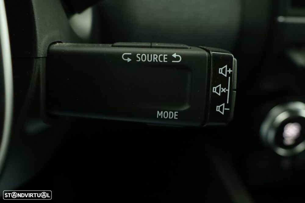 Mitsubishi Colt 1.0 MPI-T Invite - 18