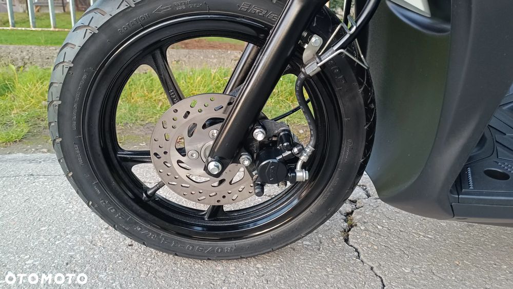 Suzuki Address - 5