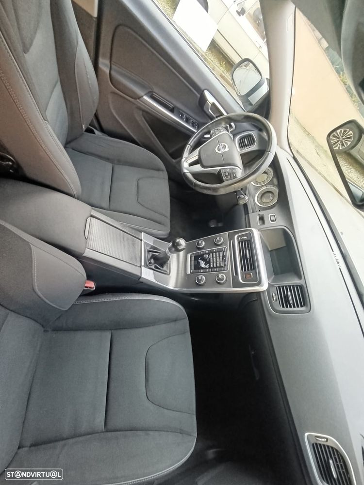 Volvo S60 2.0 D4 Momentum Start/Stop - 19