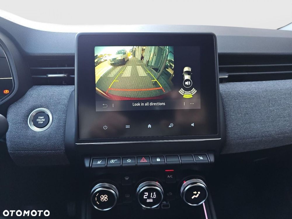 Renault Clio - 17