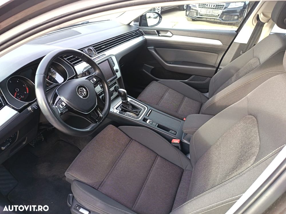 Volkswagen Passat 2.0 TDI DSG (BlueMotion Technology) Comfortline - 7