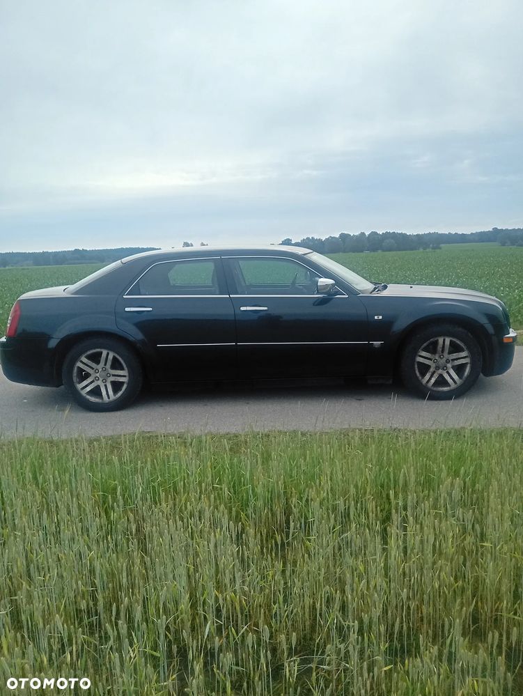 Chrysler 300C - 5