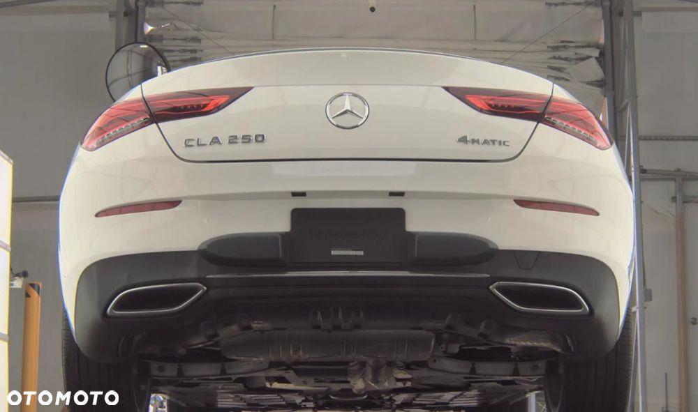 Mercedes-Benz CLA 250 4Matic 7G-DCT Edition 2020 - 8