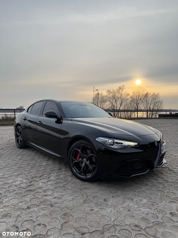Alfa Romeo Giulia 2.0 Turbo 16V AT8 Veloce Ti - 1
