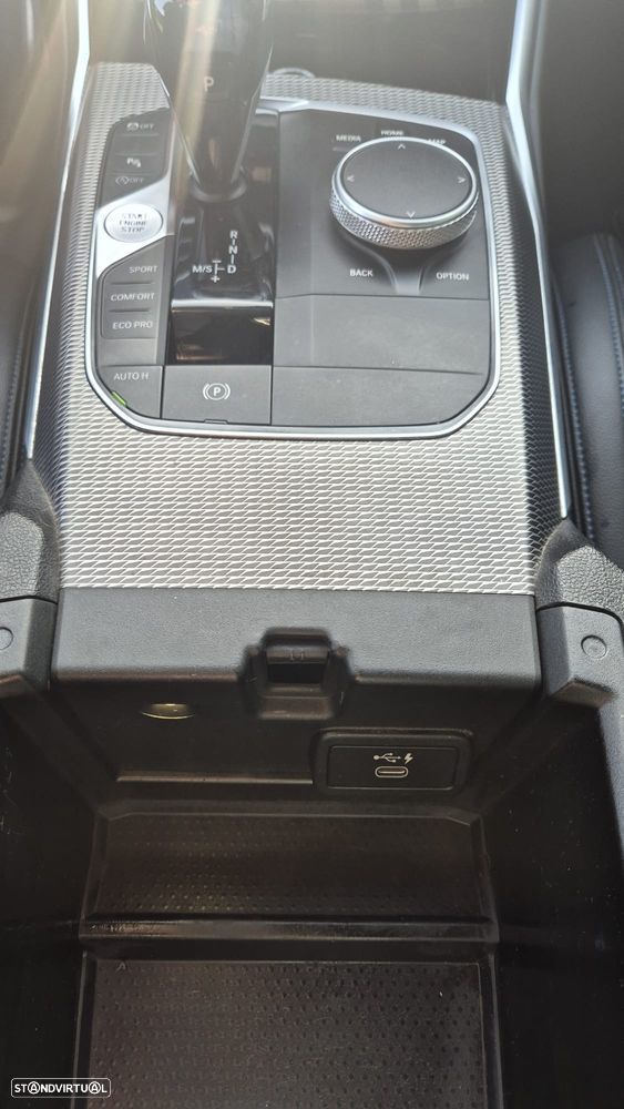 BMW 320 d Pack M Auto - 16