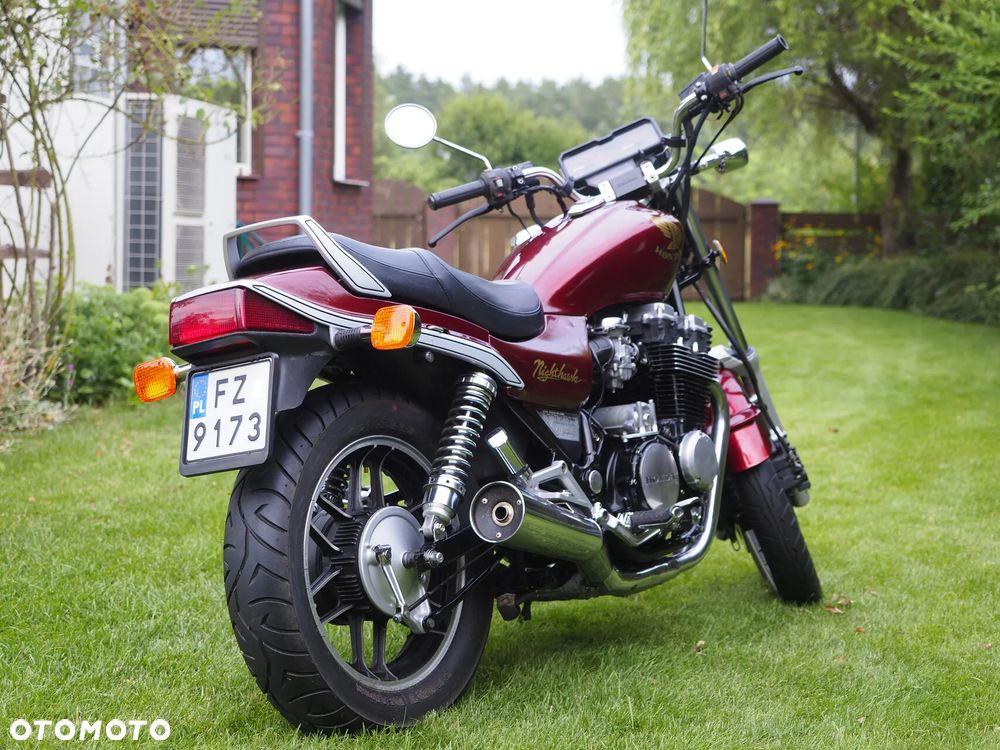 Honda Nighthawk - 5