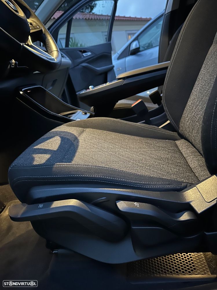 BMW 218 Active Tourer i Auto - 19