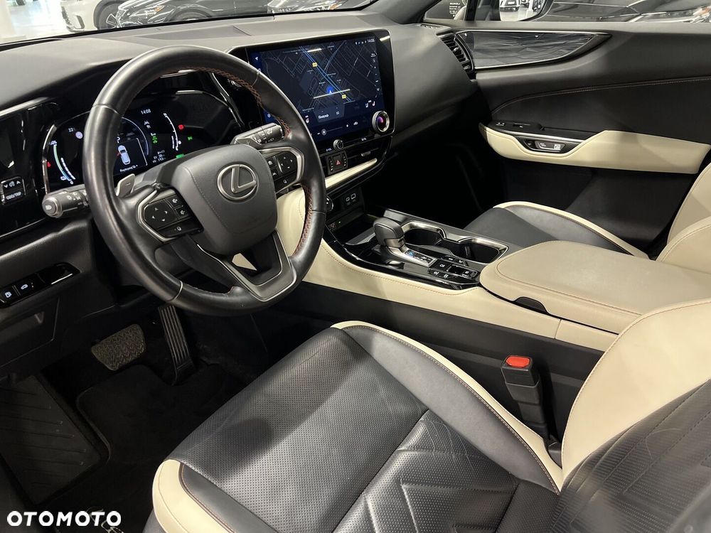 Lexus NX 450h+ Prestige AWD - 18