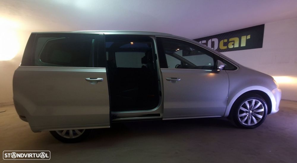 VW Sharan 2.0 TDI Blue Highline - 12