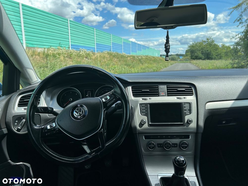 Volkswagen Golf 1.6 TDI BMT Comfortline - 9