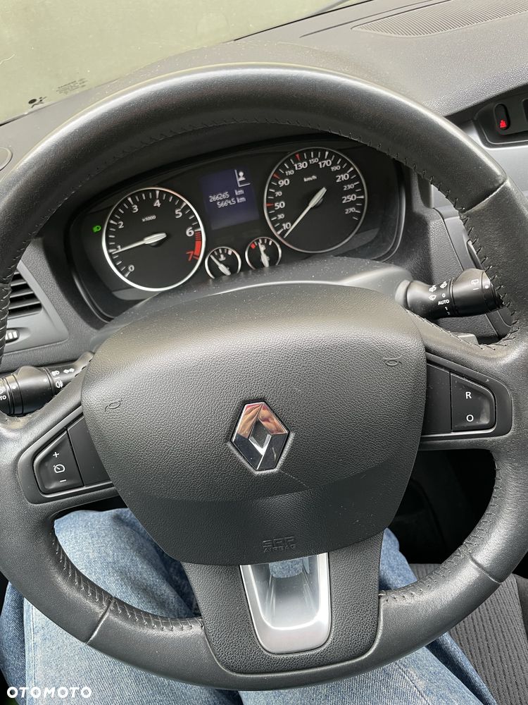 Renault Laguna - 5