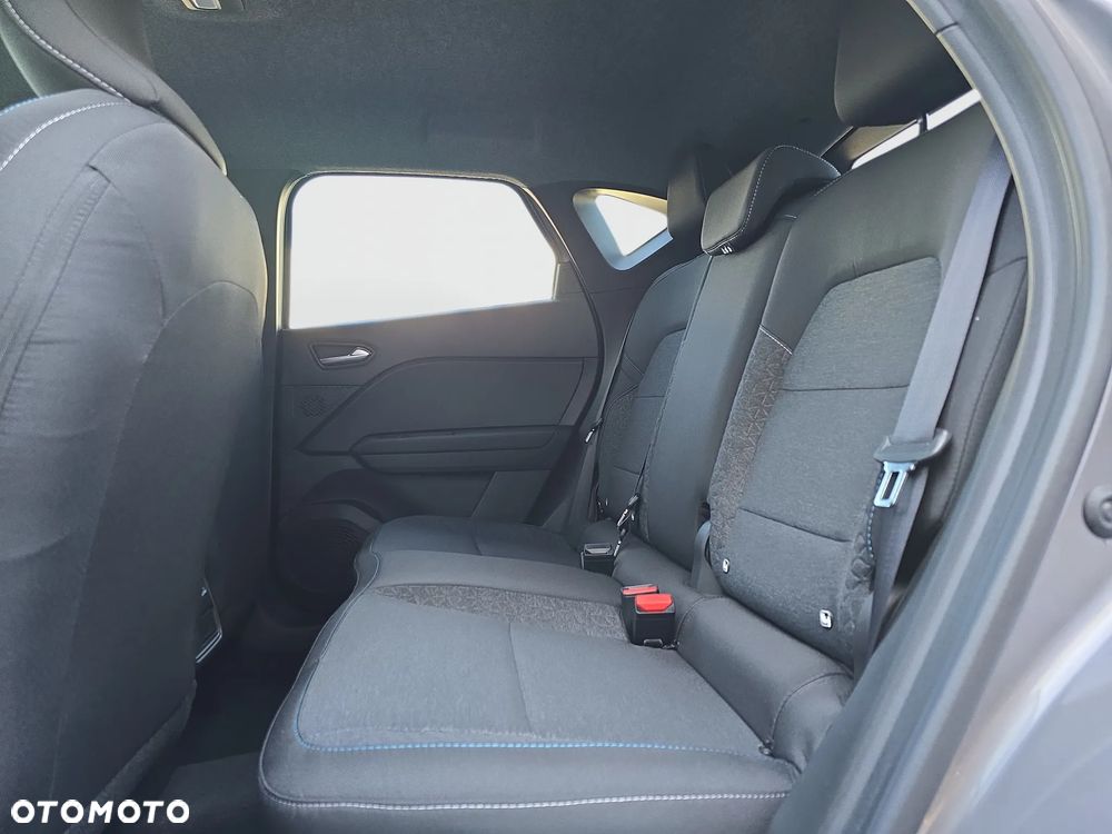 Renault Captur - 24