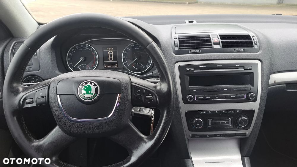 Skoda Octavia 2.0 TDI DPF Ambition - 9