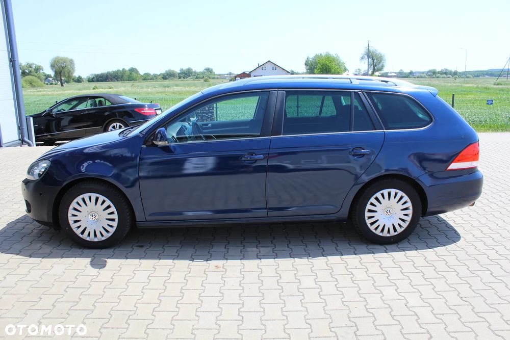 Volkswagen Golf - 8