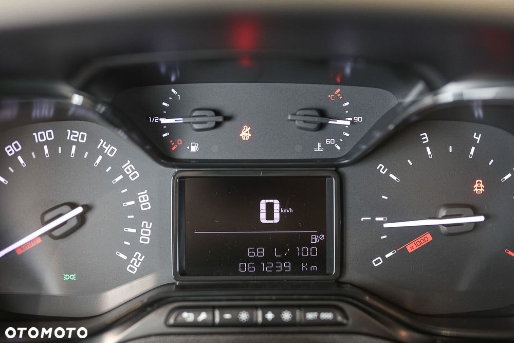 Toyota PROACE CITY - 7
